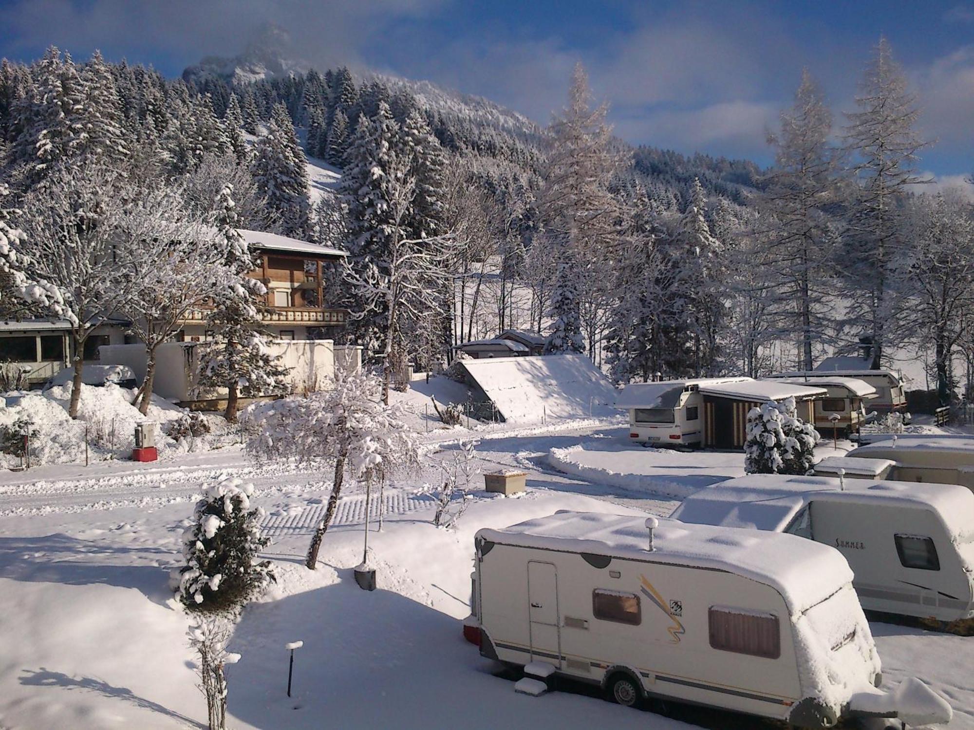 App 1 - Farbennest Mit Fruehstueck Teekueche, Sommerbergbahnen Inkl Таннхайм Экстерьер фото